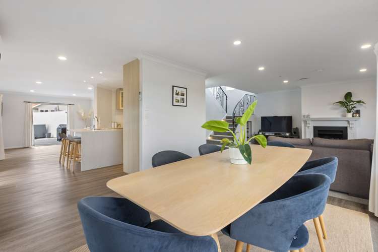 27 Saint Annes Crescent Wattle Downs_24