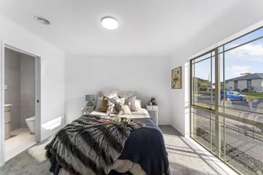 4 Footwide Place_2