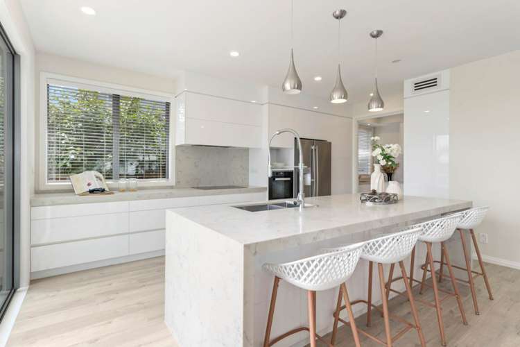 7 Bounty Road Long Bay_11