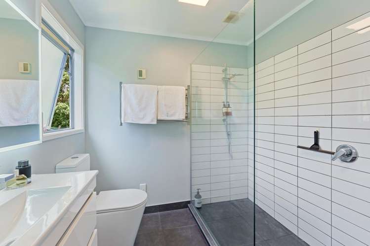 93B The Esplanade Raumati South_24
