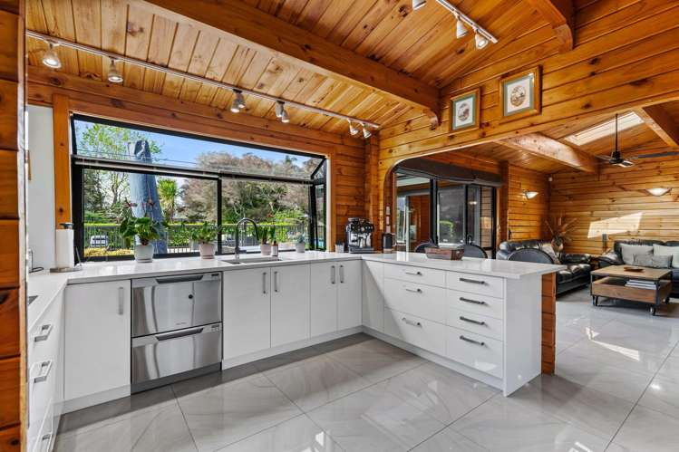 45 Sunny Crescent Huapai_17