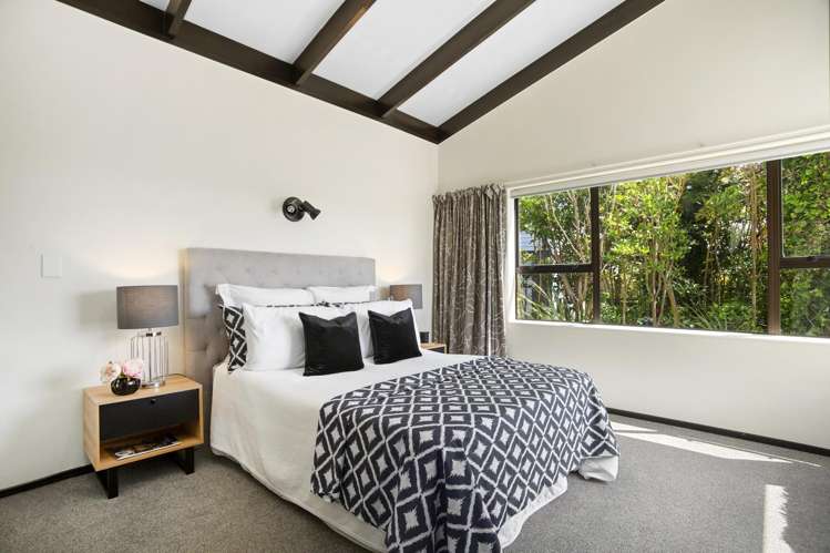 19 Carluke Street Paparangi_1