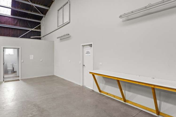 126 Riverbank Road Okoia_4