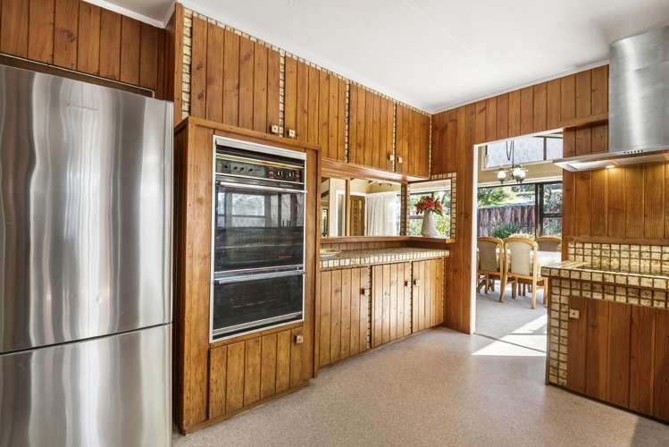 55 Blakeborough Drive Forrest Hill_10