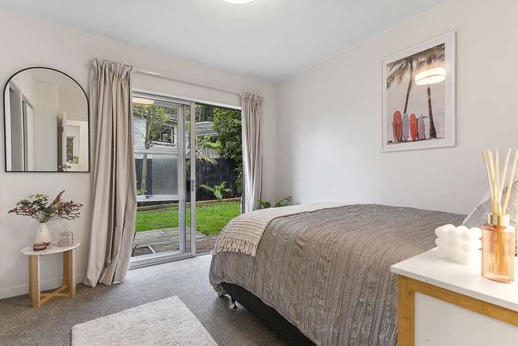 16 Pluto Place Beach Haven_7