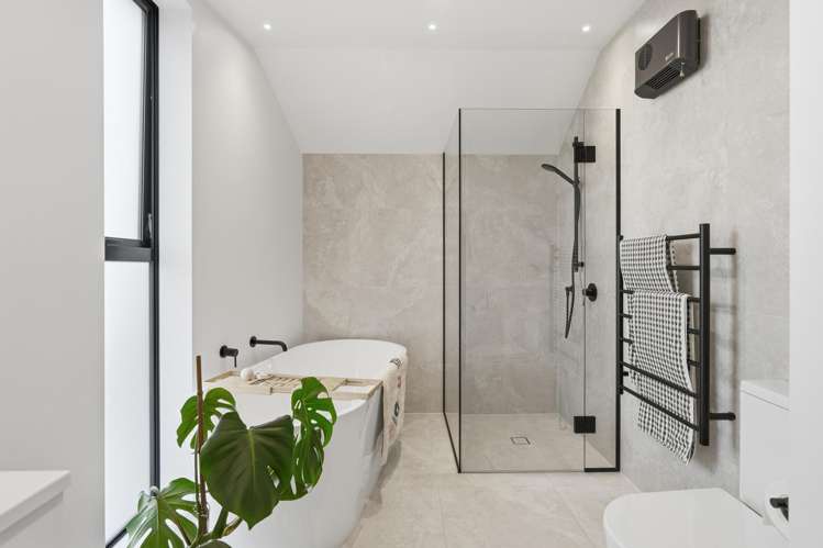 16 Joe Brown Avenue Mosgiel_27