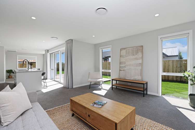 243 Racecourse Road Allenton_11