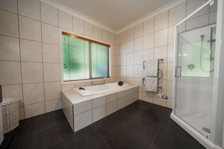 59 Spence Avenue Otatara_16