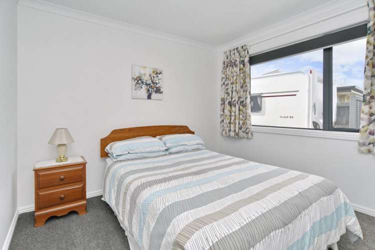 75 Gladstone Road Woodend_18