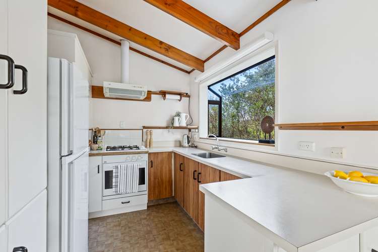 22b Alexander Road Algies Bay_9