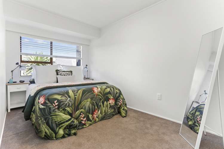 22a Pyatt Crescent Saint Johns_10