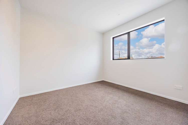 2/21 Peachgrove Road Te Atatu Peninsula_8