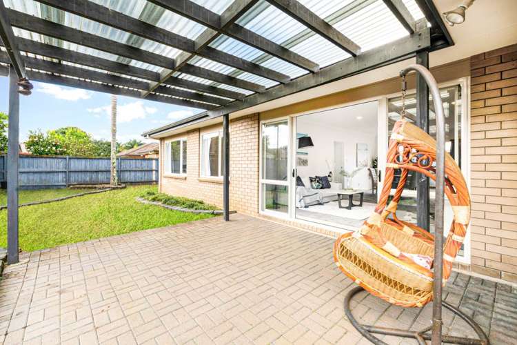 15 Stranraer Crescent Wattle Downs_13