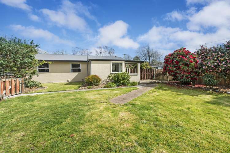 29 Sarsfield Street Southbridge_16