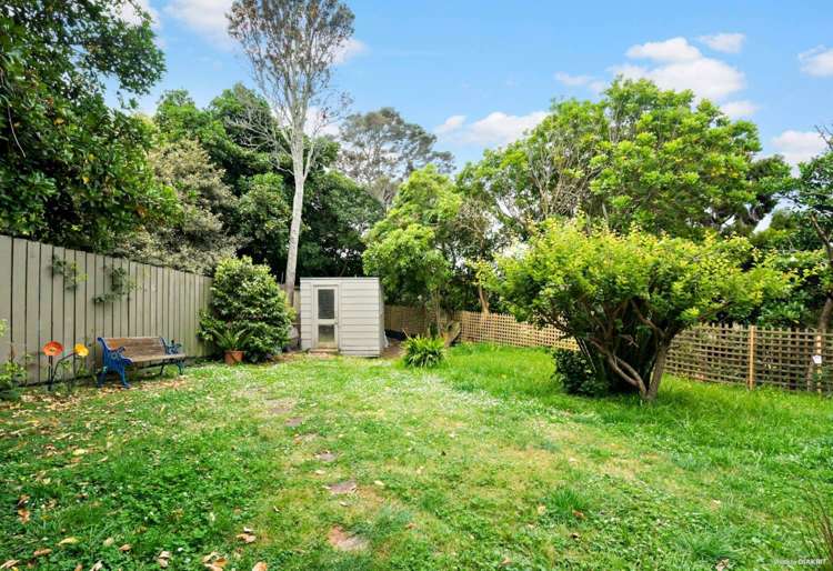 11 Onewa Road Northcote_17