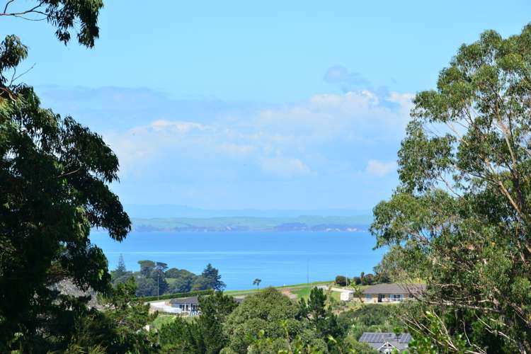 1141a Whangaparaoa Road Tindalls Beach_11