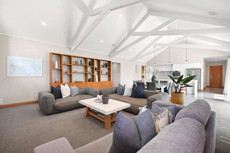 38 Baxter Michael Crescent Cambridge_17