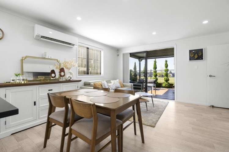 2/65 Cabourne Drive 1071_2