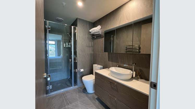 305/34 Red Oaks Drive Frankton_5