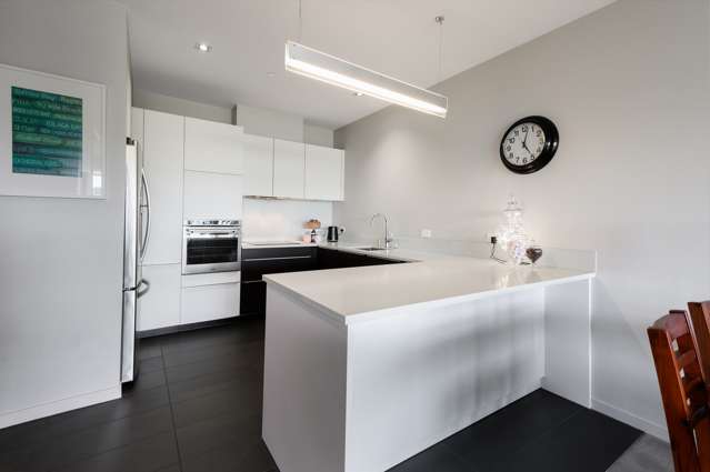 402/2 Bluegrey Avenue Stonefields_3