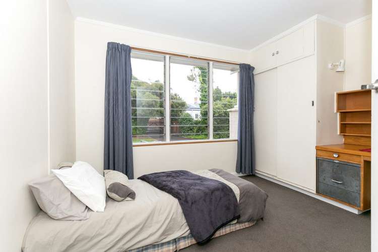 12a Te Aroha Street Hamilton East_10