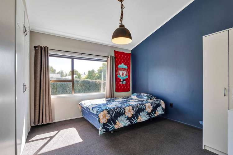 15 Brecon Road Stratford_12