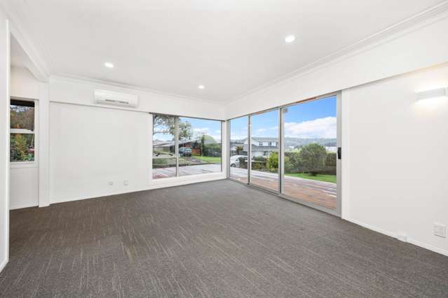 6 Yorkton Rise Mangere Bridge_3