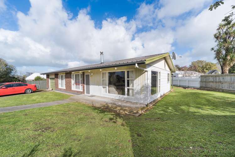 33 Shelton Place Feilding_21