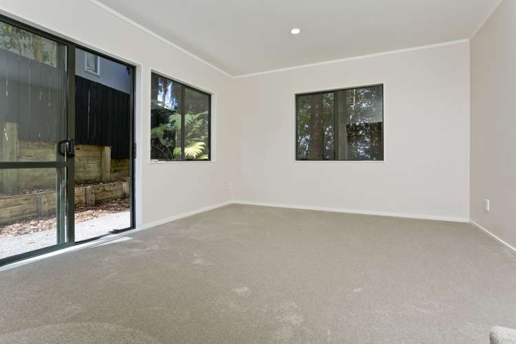 2/22 Arcadia Crescent Bayview_11