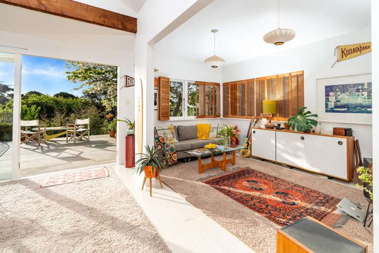 121 Wellington Road Paekakariki_13