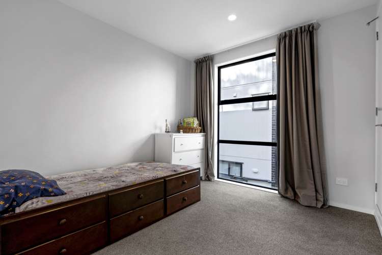 27 Tokai Place Glen Eden_9