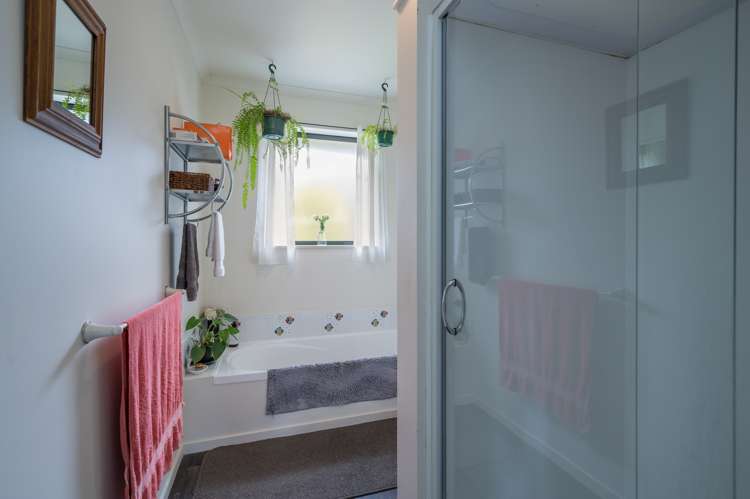 78 Starveall Street Brightwater_10