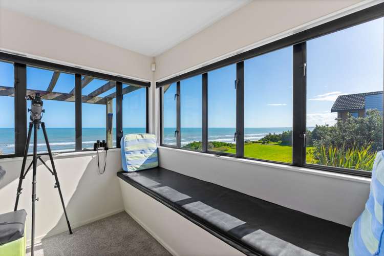 43 Longbeach Drive Castlecliff_9