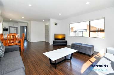 2/15 Ingram Street_4