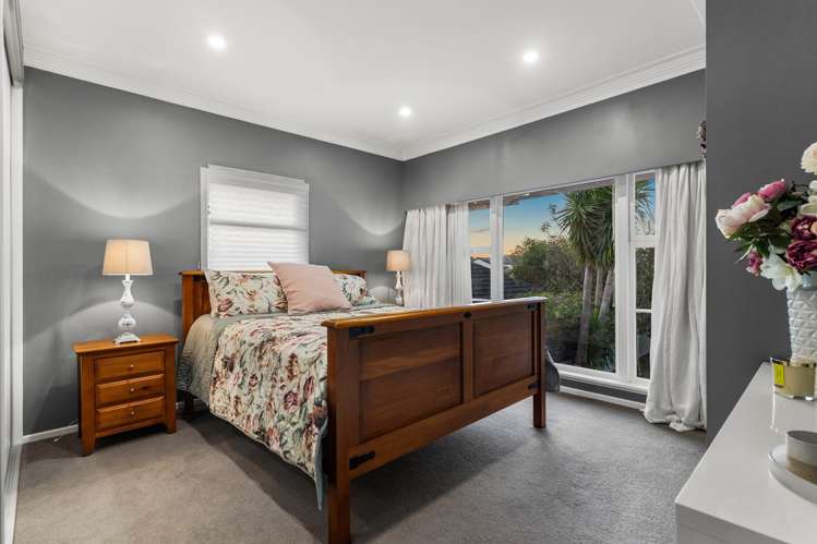 12 Fairleigh Avenue Mount Albert_15