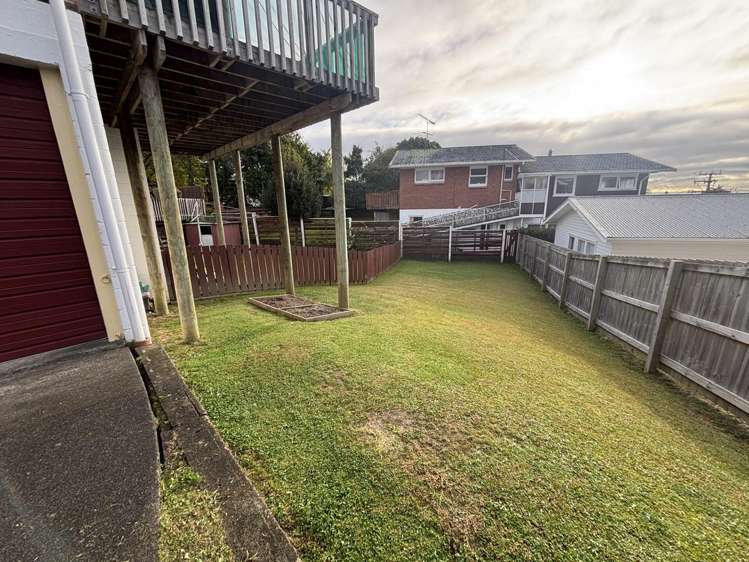 18 Lyndhurst Road Te Atatu South_11