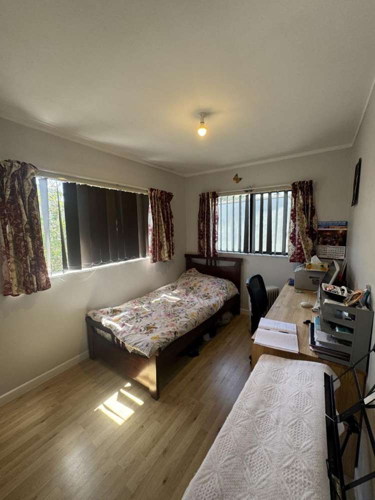 68 Newington Road Henderson_9