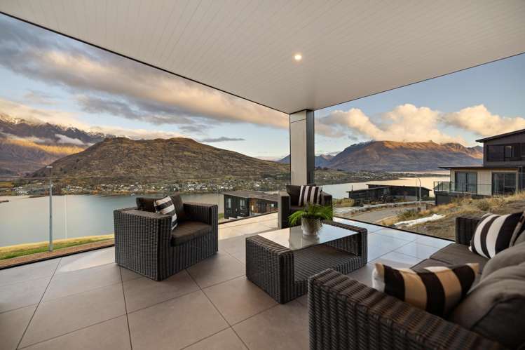 6 Florence Close Queenstown Hill_5