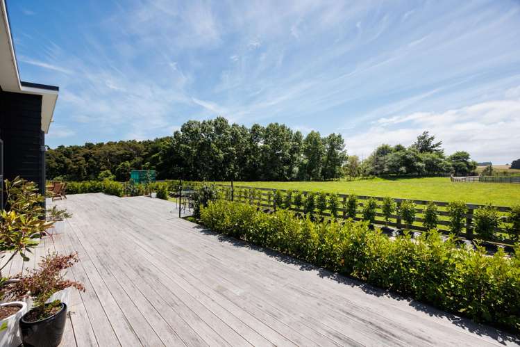 567 Lethbridge Road Halcombe_16