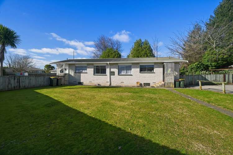 23 Clyde Street Utuhina_20