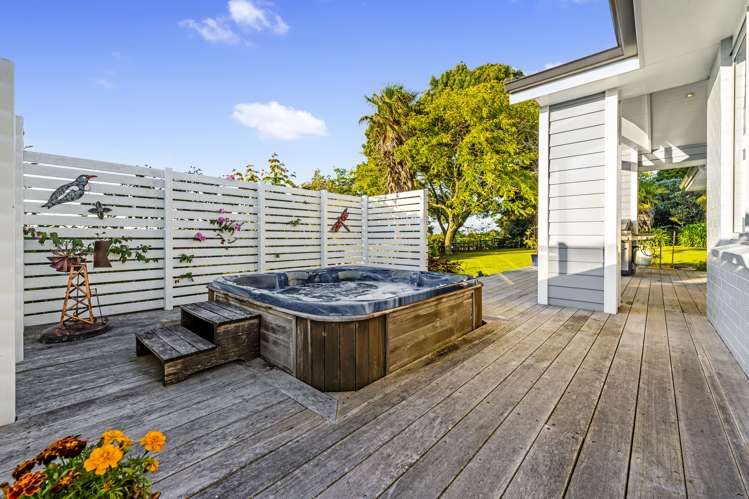 746 Ridge Road Riverhead_11