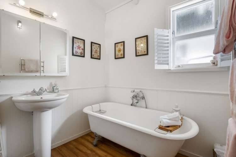 65 Stevenson Road Clarks Beach_9