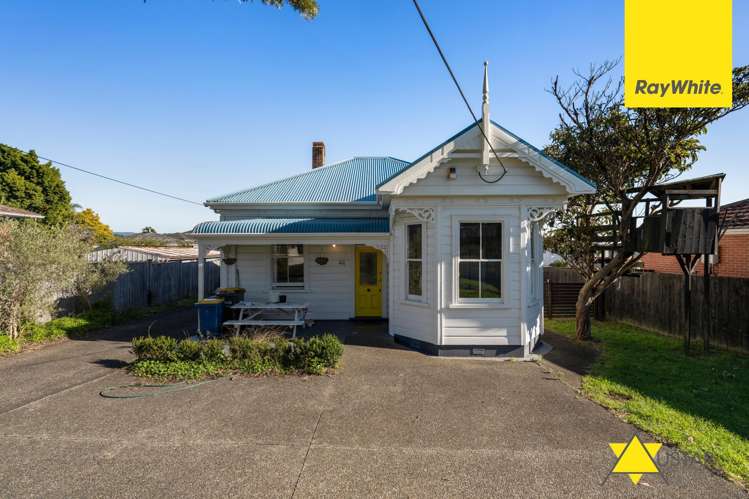 44 Archibald Road Kelston_11