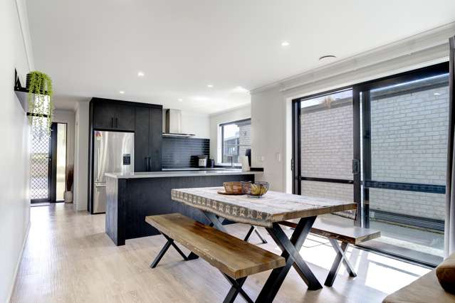 16 Taiatea Drive Baverstock_2