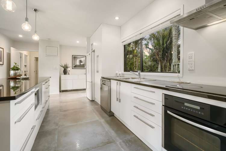 168 Huia Road Titirangi_5