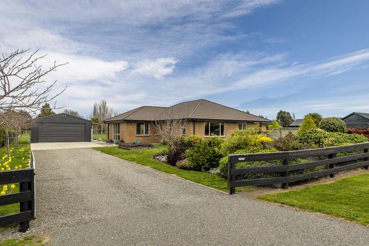 7 Landsborough Drive Darfield_18