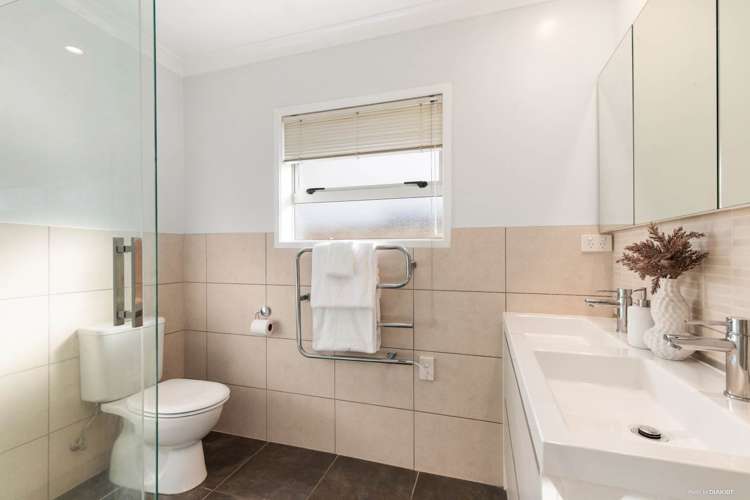 9 Parsot Place Pukekohe_6