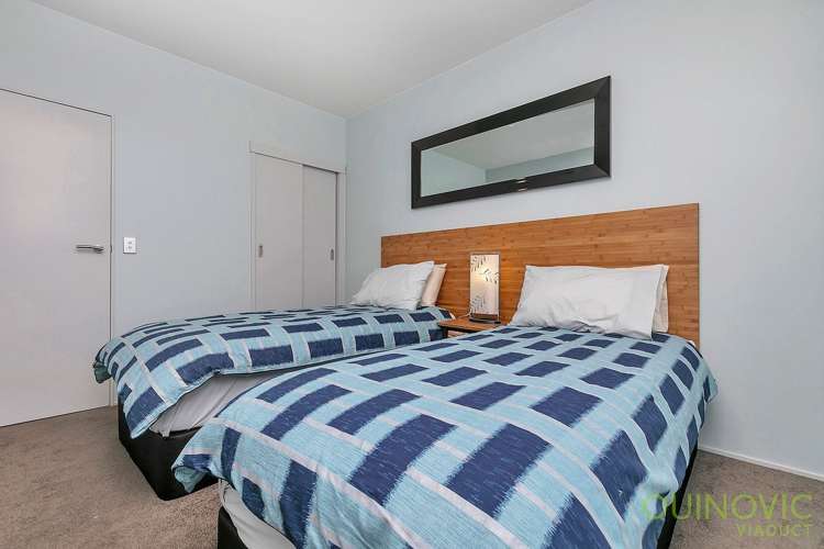 2 Beach Road Auckland Central_11