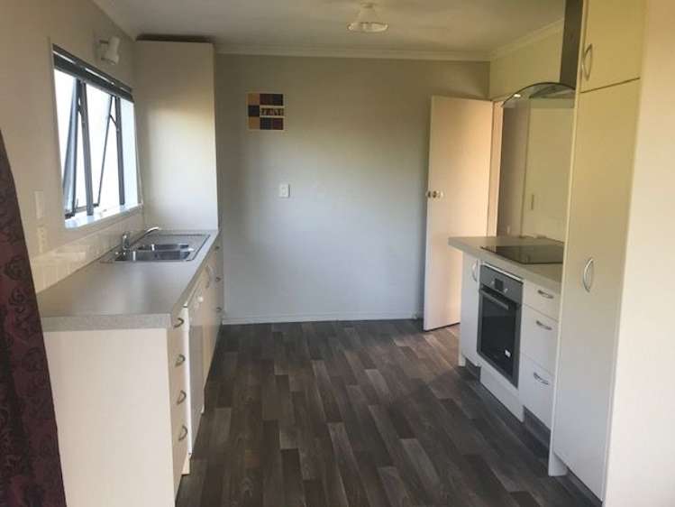 77 Bishopdale Avenue Bishopdale_7