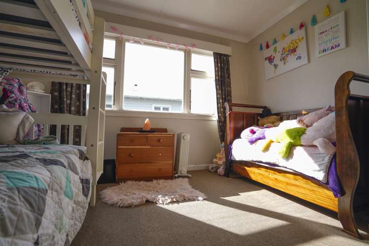 63 Paterson Street Grasmere_7